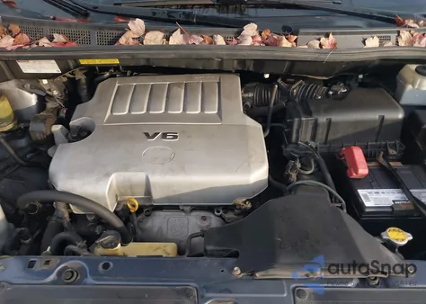 2010 Toyota Sienna Xle/Xle Limited from USA, damaged, VIN 5TDDK4CC8AS032427